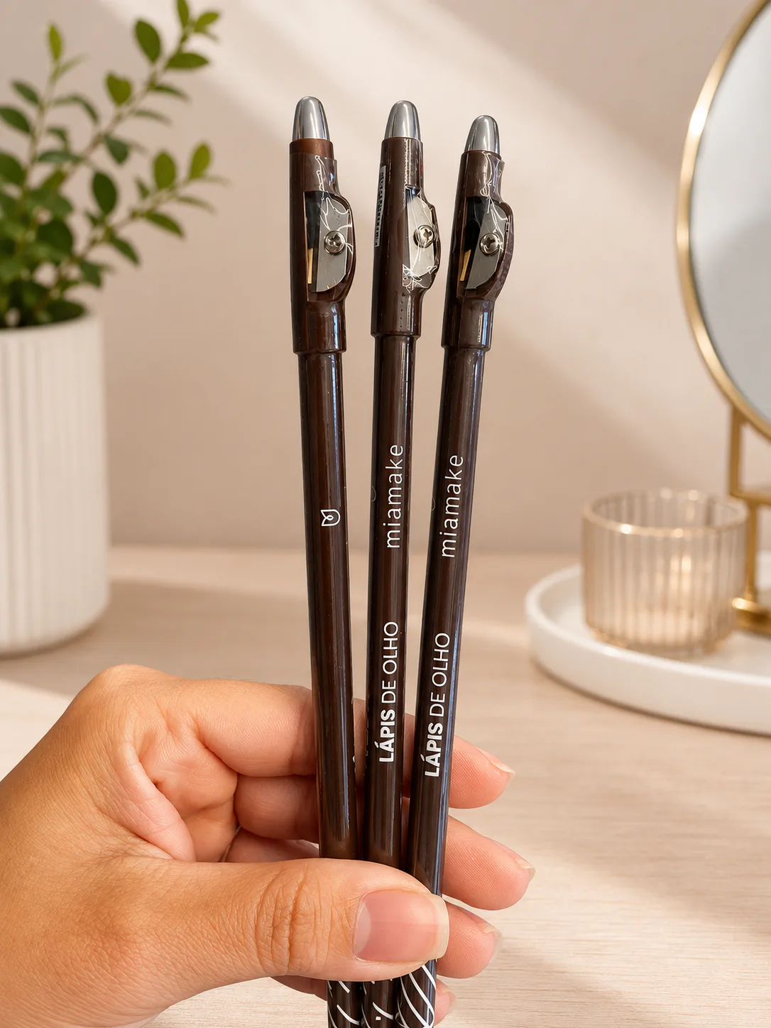 Lápis para Olhos – Mia Make (Marrom)